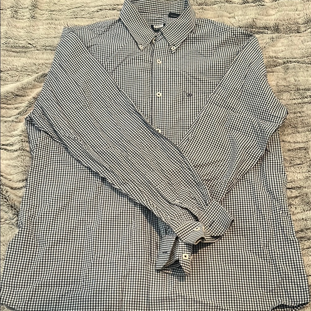 Izod Men's Black and White Gingham Shirt